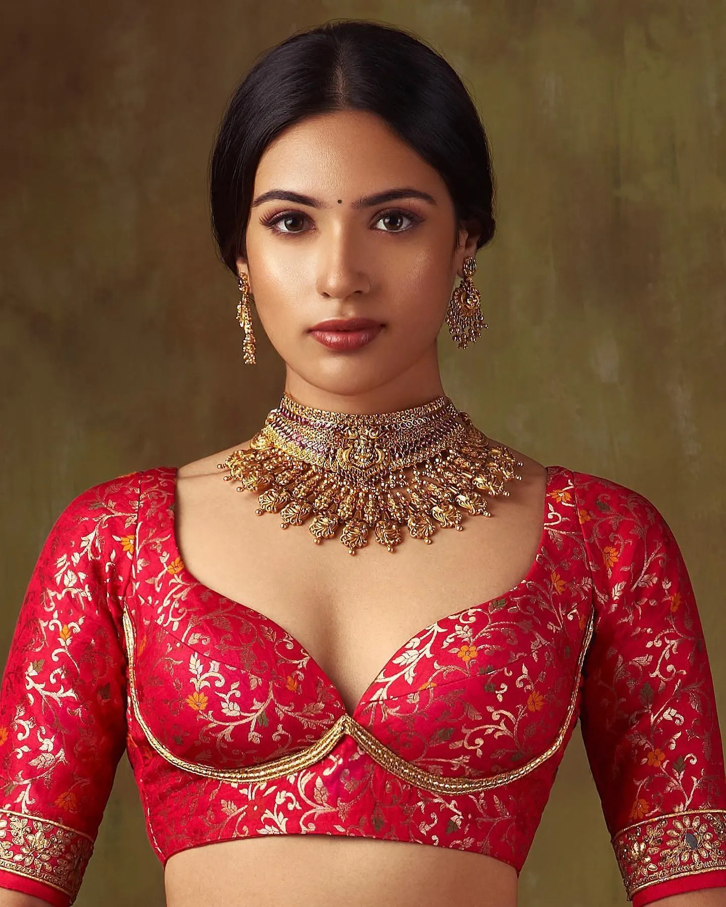 Tarini Kalingarayar Old Photos